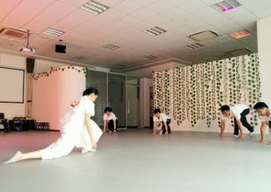 周末瑜伽，企业咨询 如何在管理中寻找身心平衡的理想去处